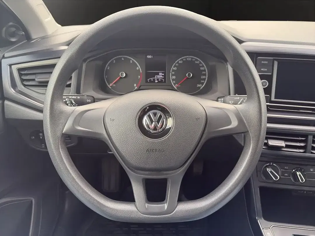 Volkswagen Polo - Thumbnail 10