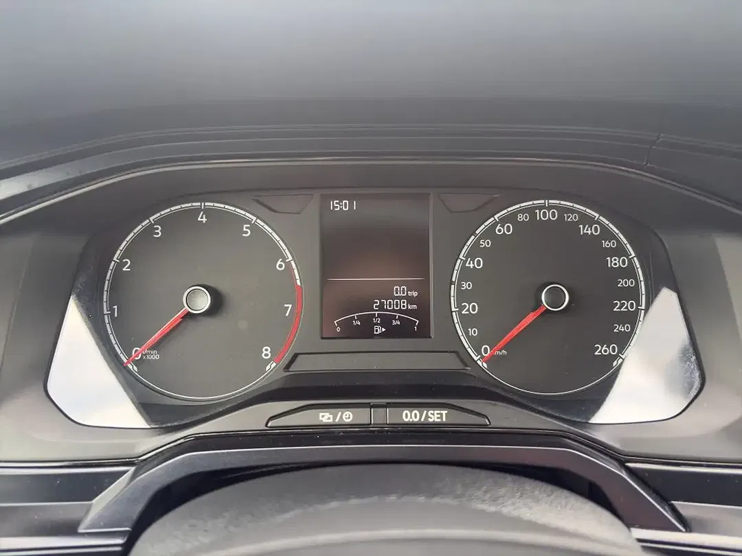 Volkswagen Polo - Thumbnail 11