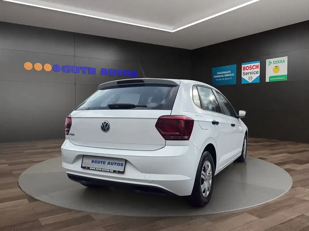 Volkswagen Polo - Thumbnail 5