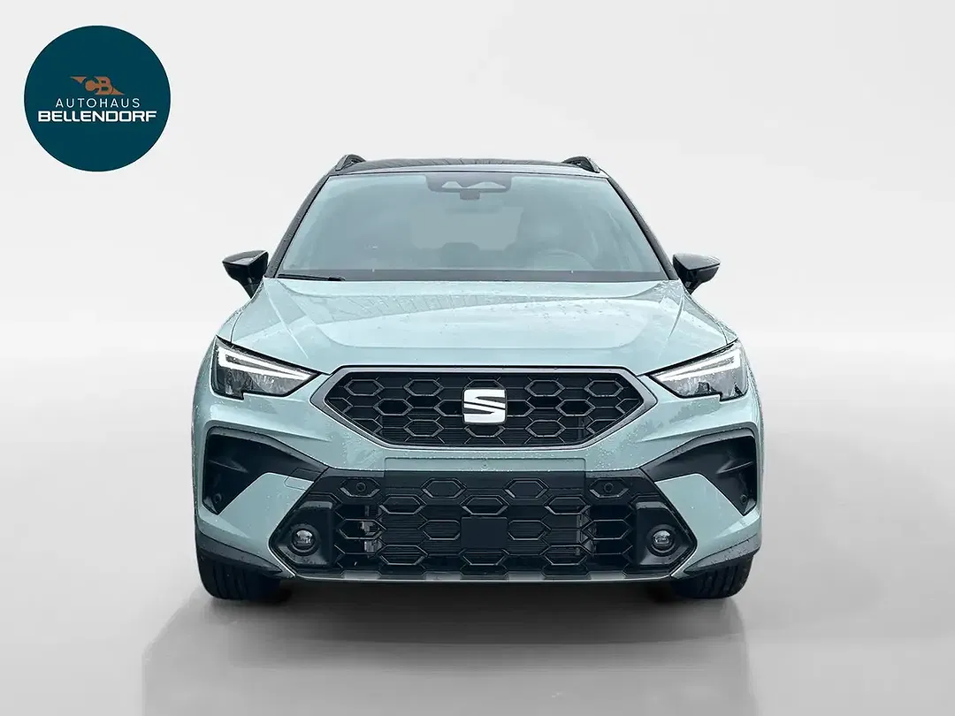 SEAT Arona - Thumbnail 3