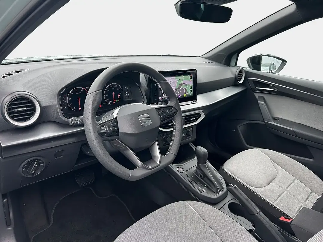 SEAT Arona - Thumbnail 5
