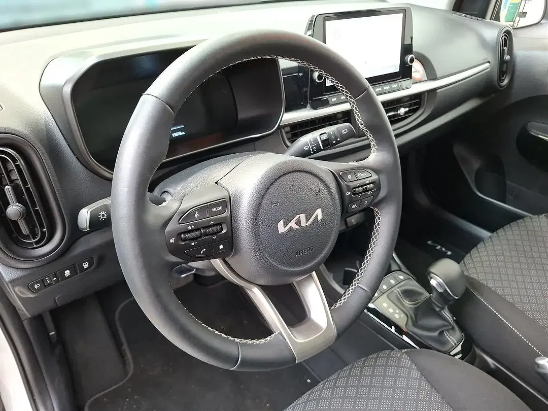 Kia Picanto - Thumbnail 8