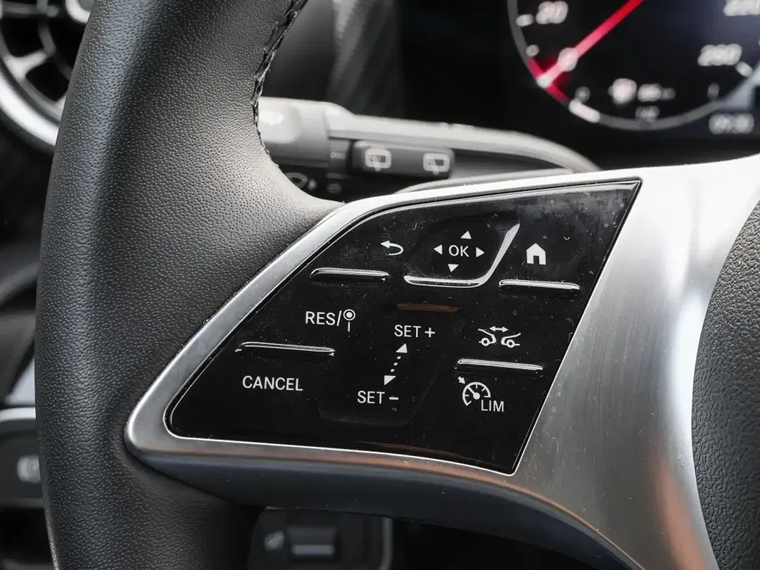 Mercedes-Benz A 250 - Thumbnail 10
