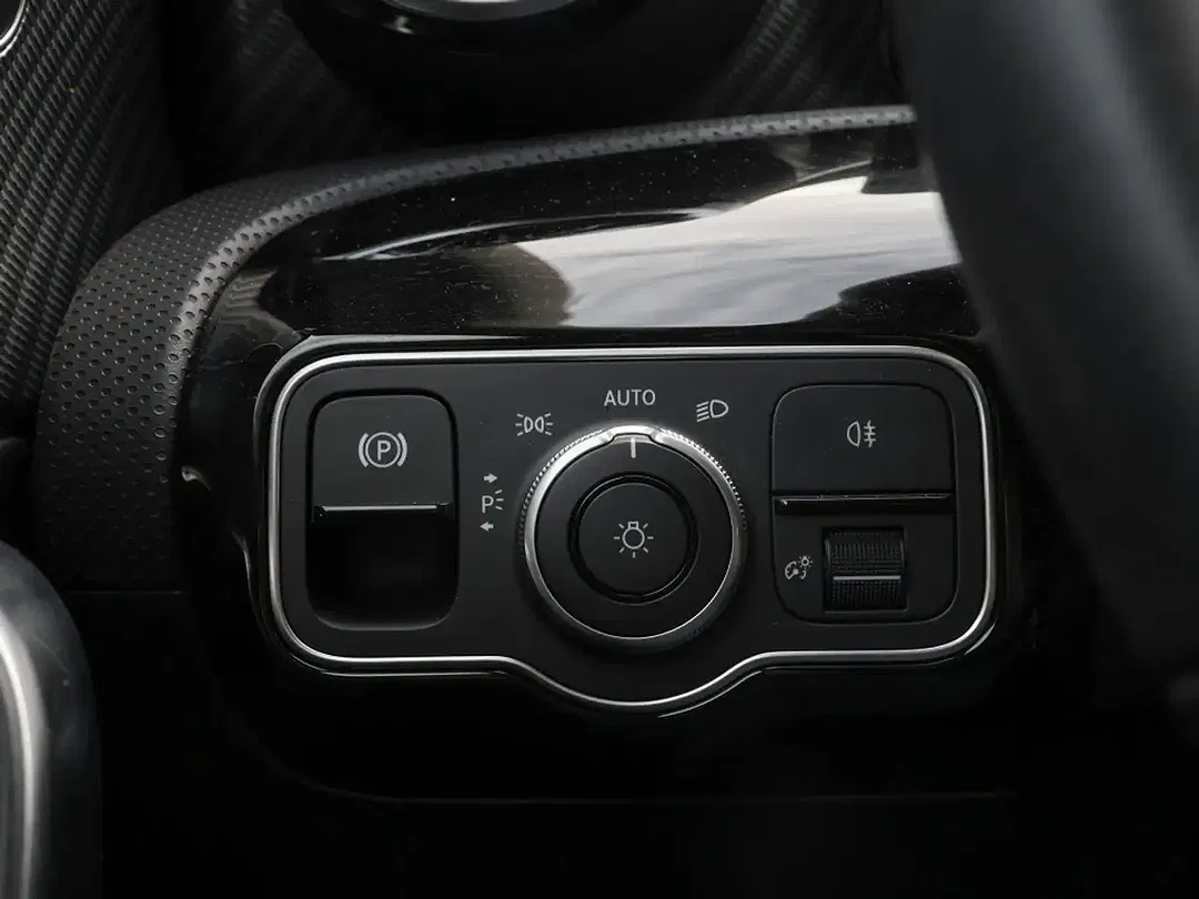 Mercedes-Benz A 250 - Thumbnail 12