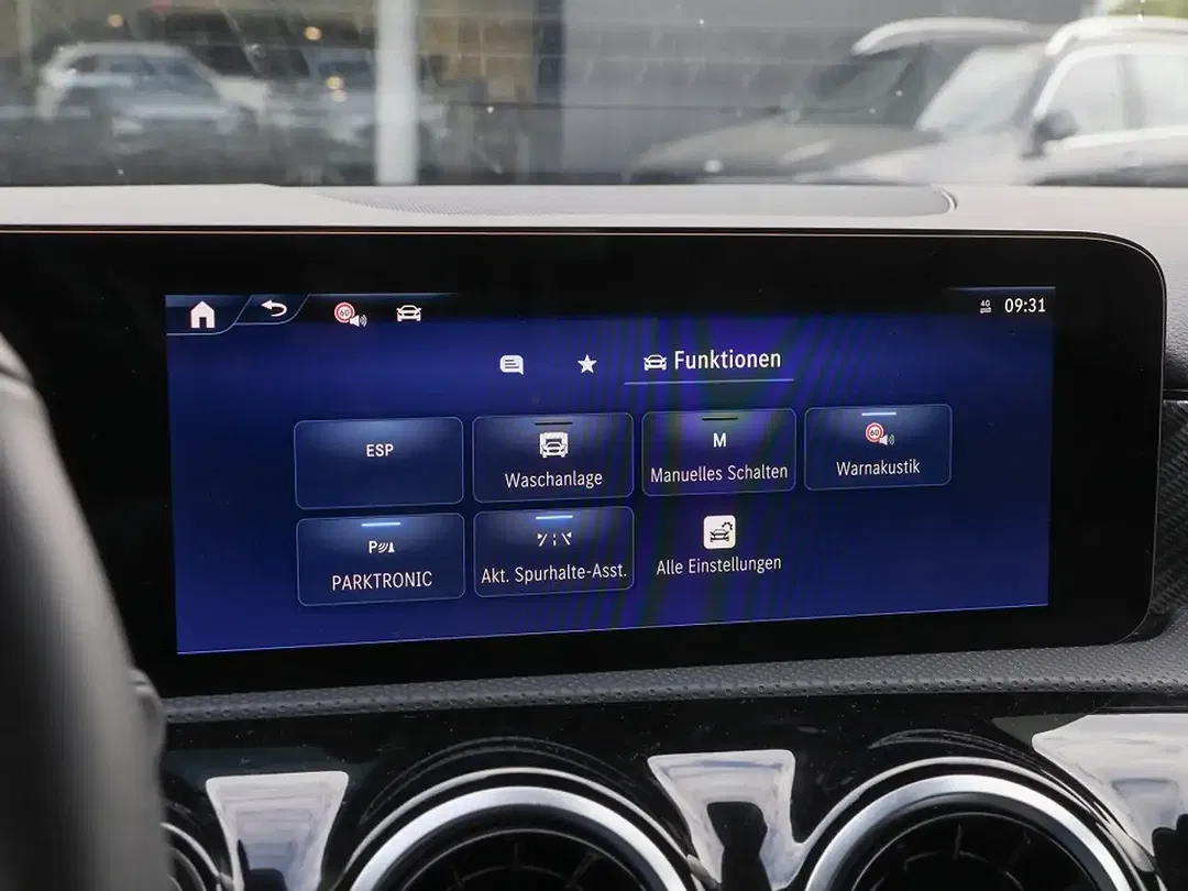 Mercedes-Benz A 250 - Thumbnail 20