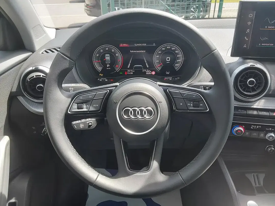 Audi Q2 - Thumbnail 11