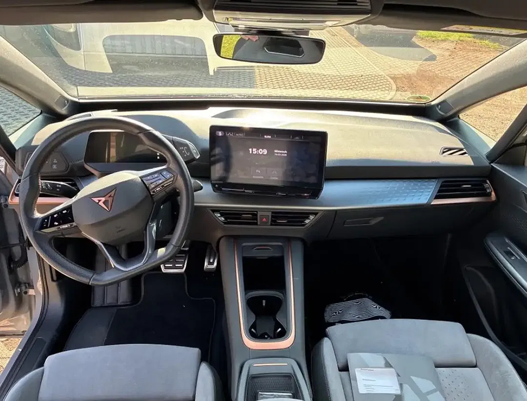 CUPRA Born - Thumbnail 7