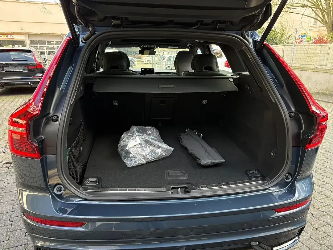 Volvo XC60 - Thumbnail 10
