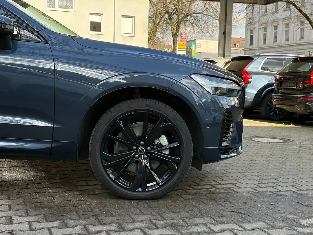 Volvo XC60 - Thumbnail 7