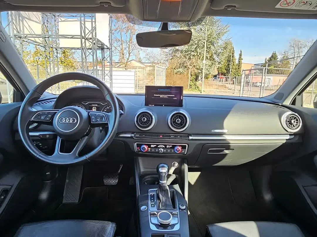 Audi A3 - Thumbnail 5