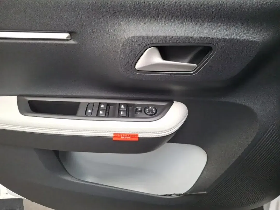Citroen C3 - Thumbnail 8