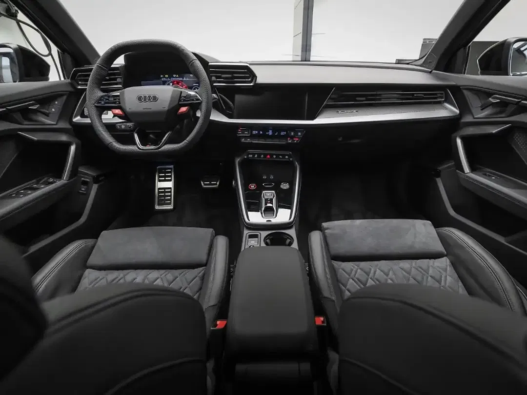 Audi RS3 - Thumbnail 6