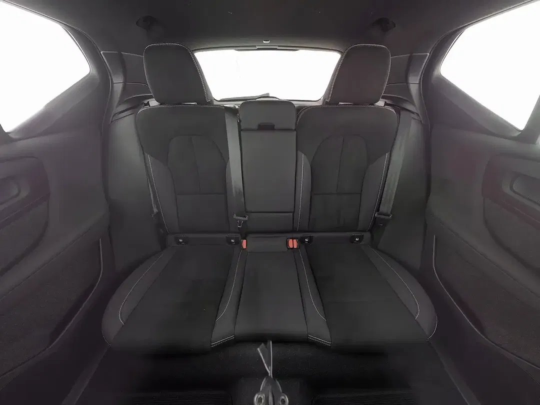 Volvo XC40 - Thumbnail 4