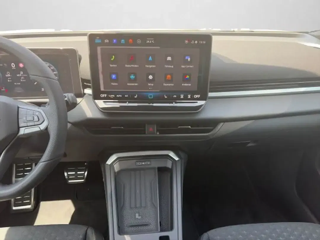 Volkswagen T-Roc - Thumbnail 11