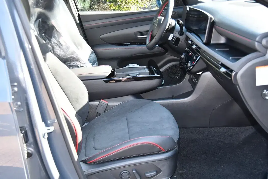 Hyundai TUCSON - Thumbnail 8