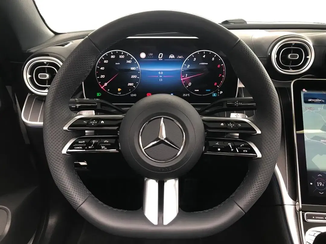 Mercedes-Benz CLE 300 - Thumbnail 10