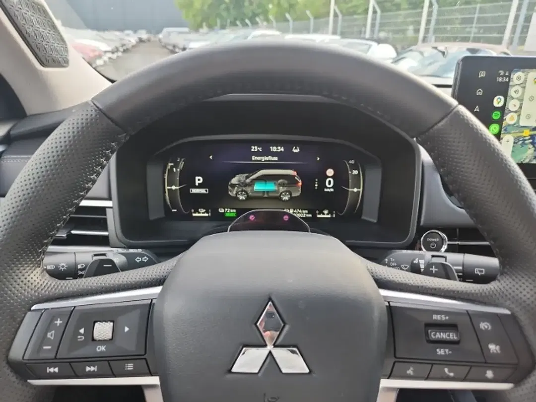 Mitsubishi Outlander - Thumbnail 11