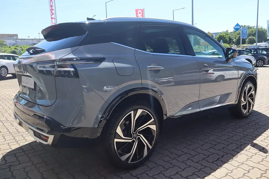 Nissan Qashqai - Thumbnail 6