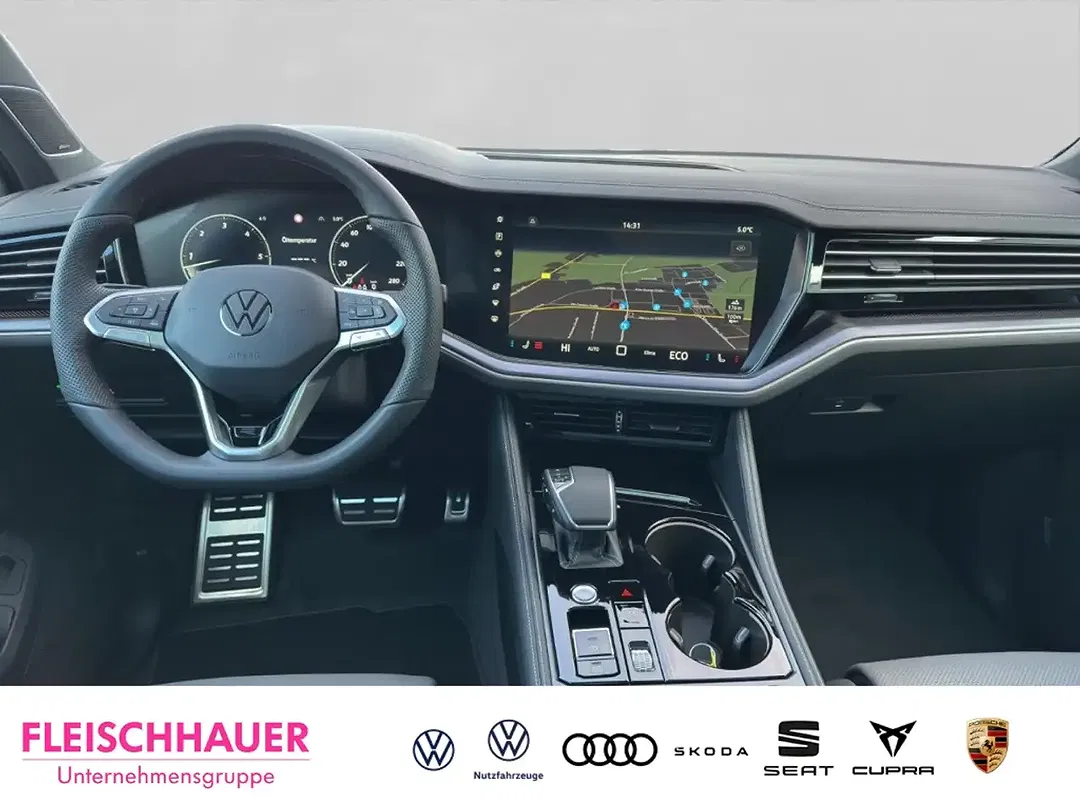 Volkswagen Touareg - Thumbnail 10