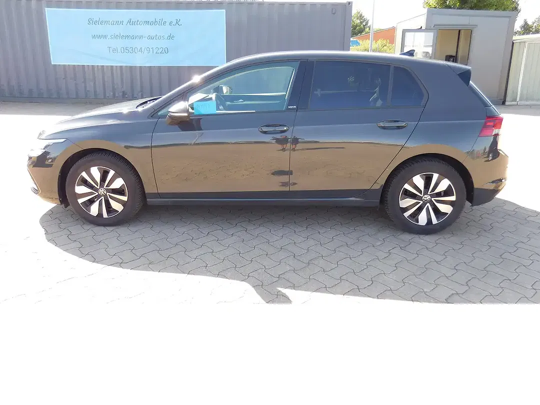 Volkswagen Golf - Thumbnail 1