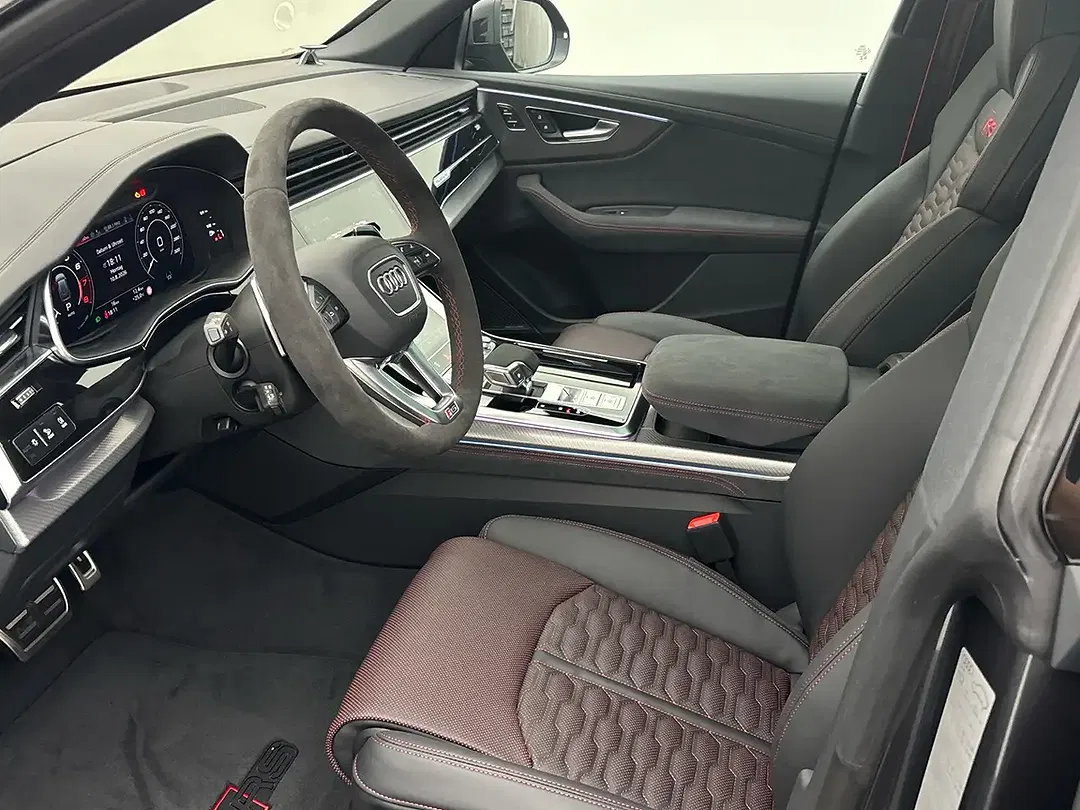 Audi RS Q8 - Thumbnail 8