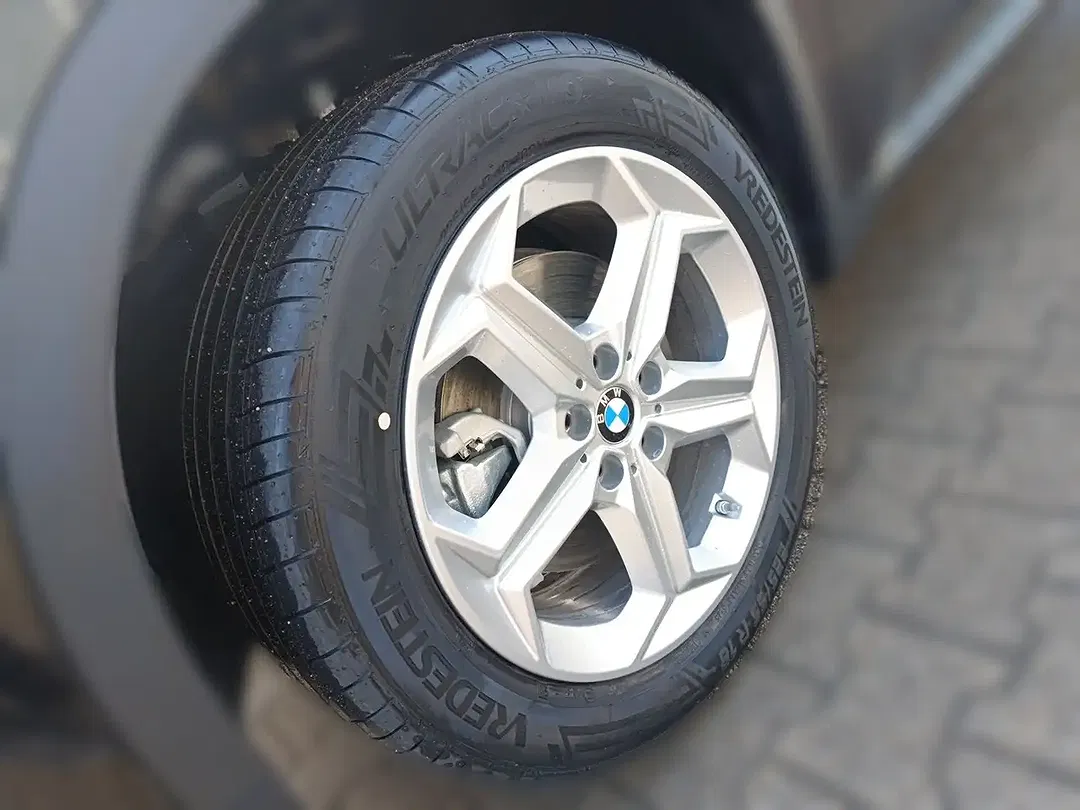 BMW X2 - Thumbnail 9