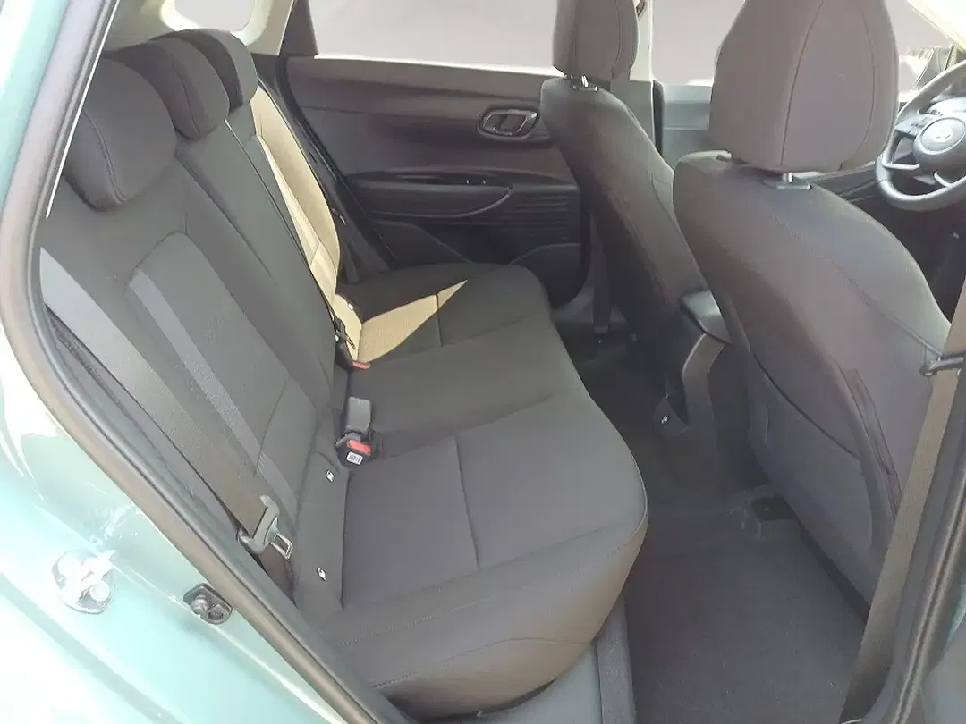 Hyundai i20 - Thumbnail 13