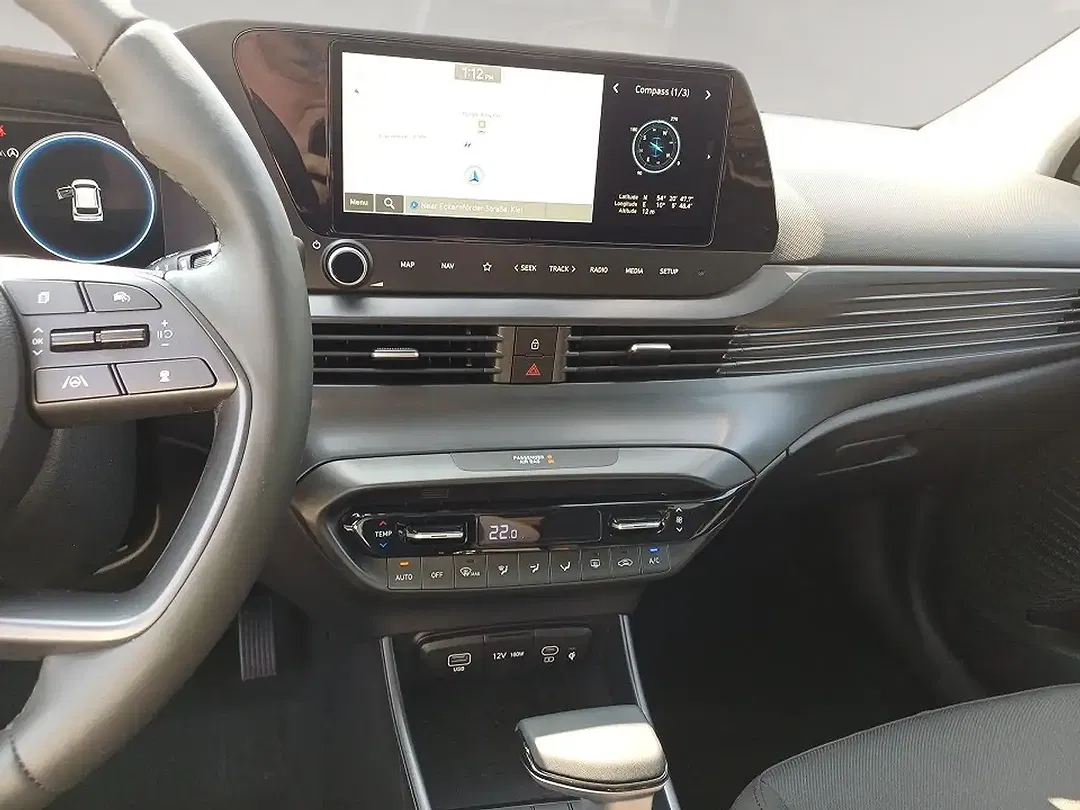 Hyundai i20 - Thumbnail 9
