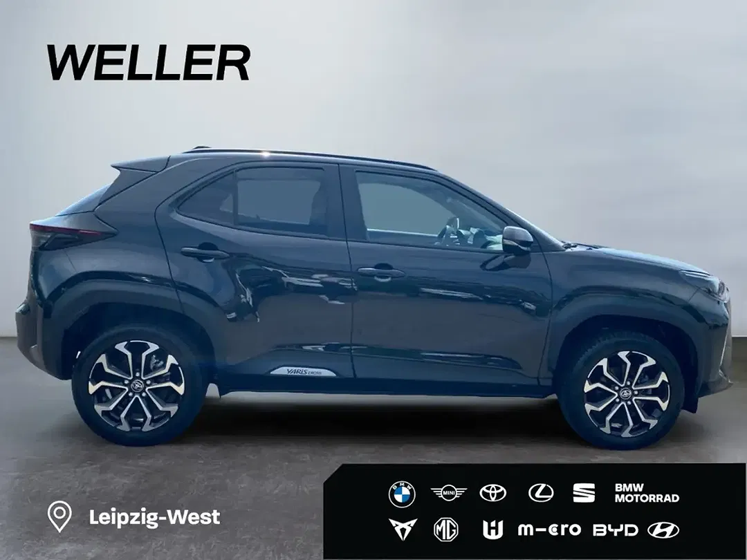 Toyota Yaris Cross - Thumbnail 8