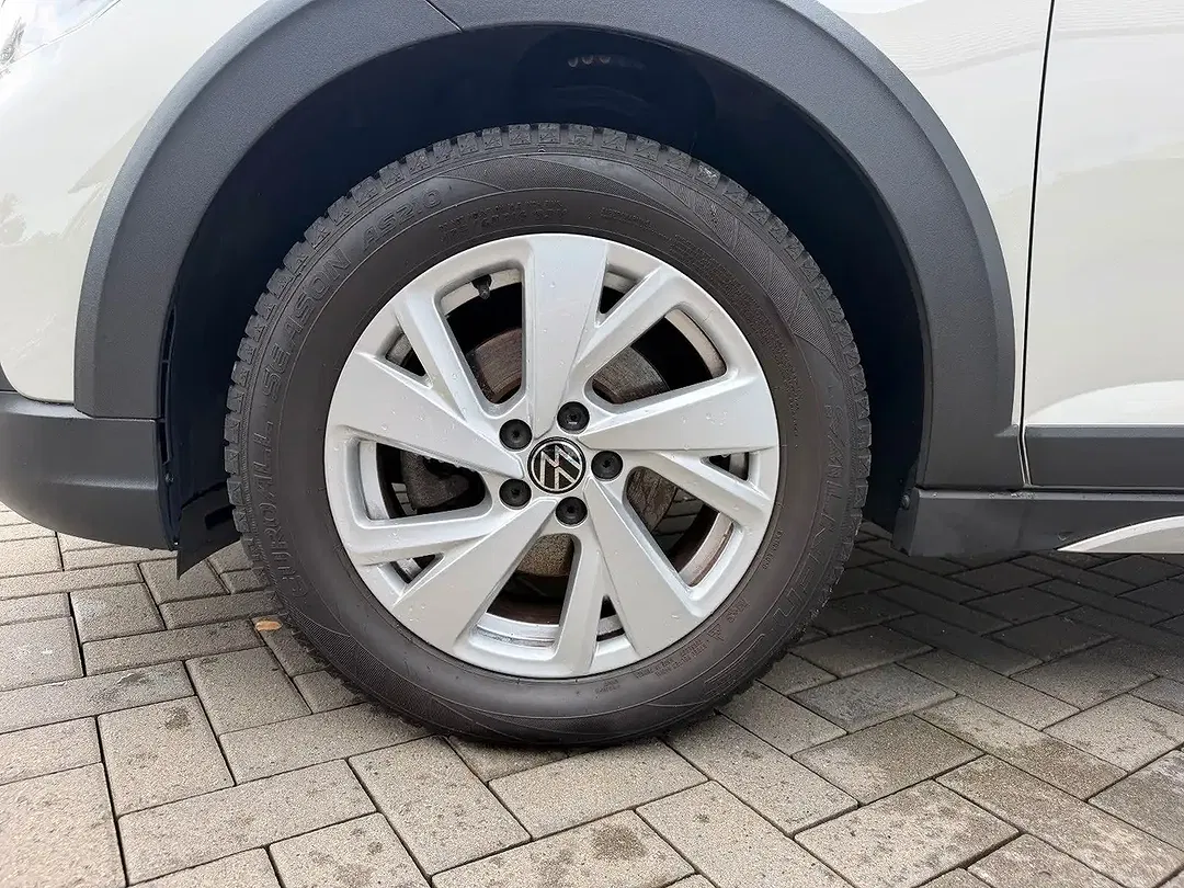 Volkswagen Taigo - Thumbnail 9