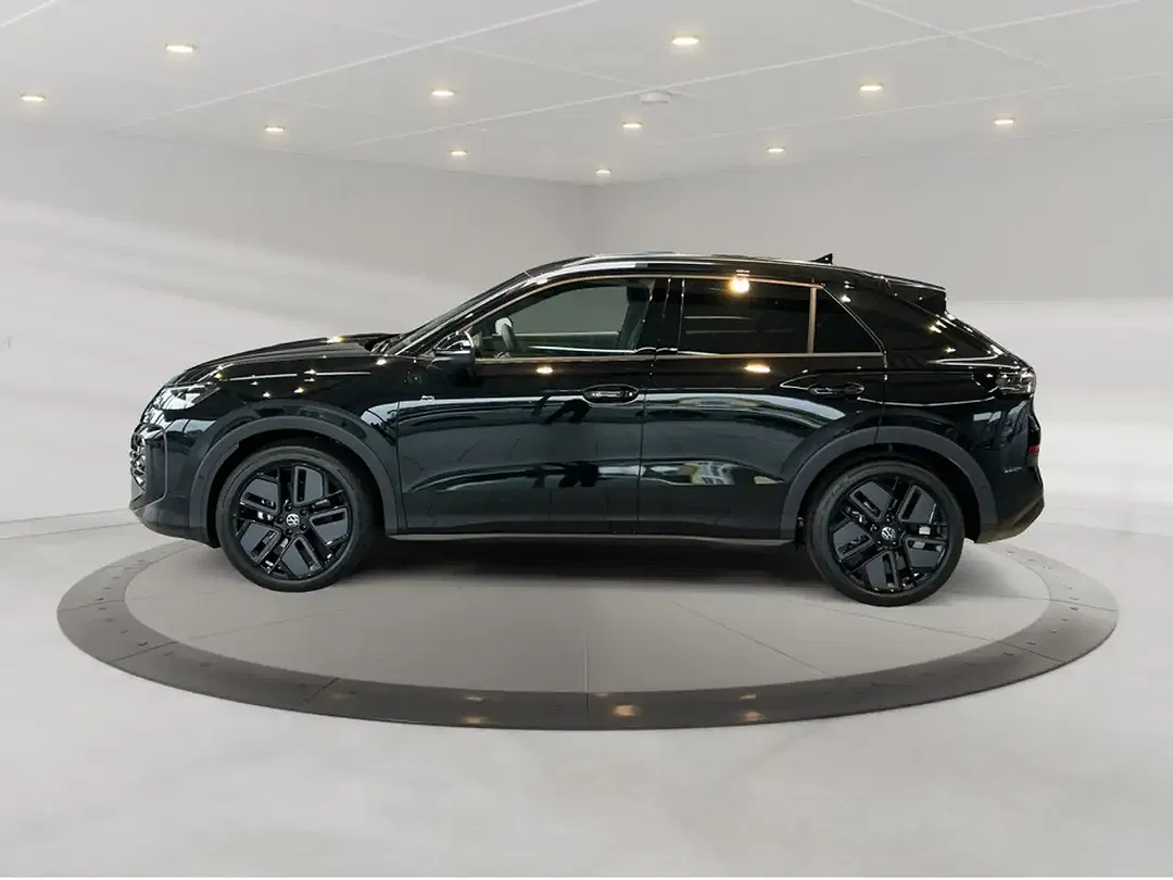 Volkswagen T-Roc - Thumbnail 3