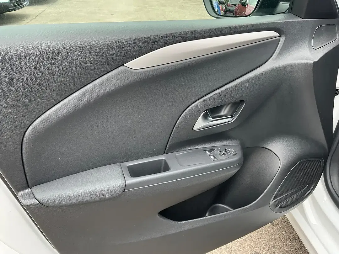 Opel Corsa - Thumbnail 22