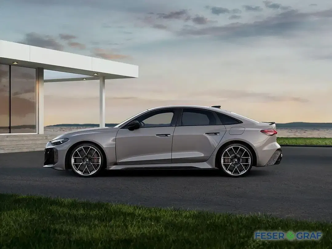 Audi RS5 - foto 2