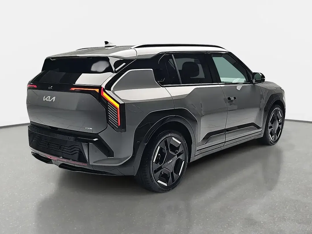 Kia EV3 - Thumbnail 3