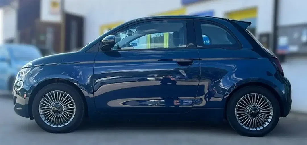 Fiat 500e - Thumbnail 3