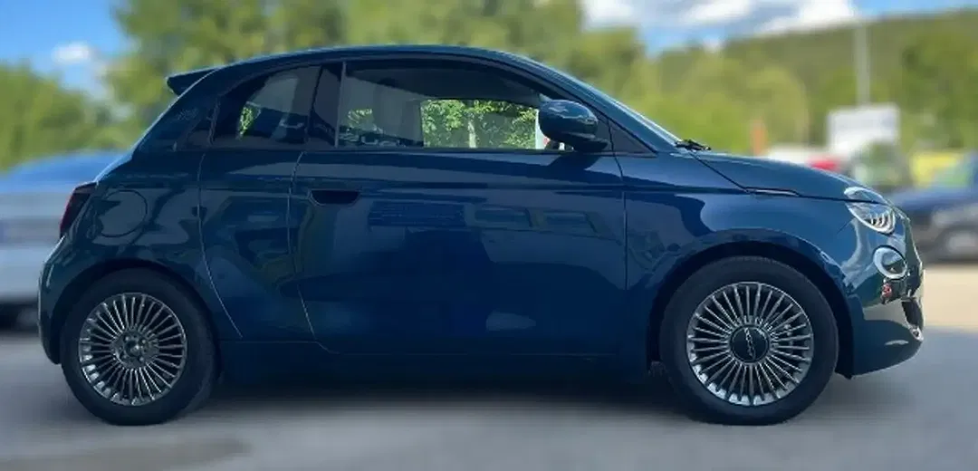 Fiat 500e - Thumbnail 6