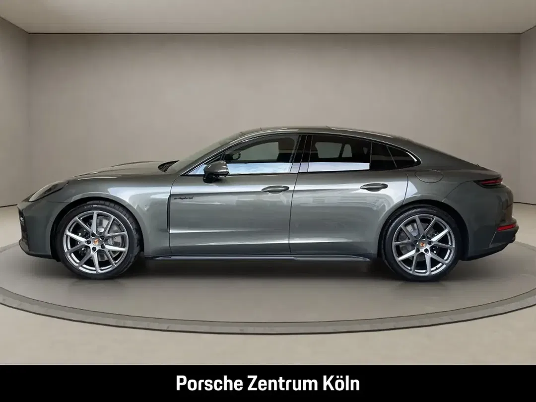 Porsche Panamera E-Hybrid 4 - foto 2