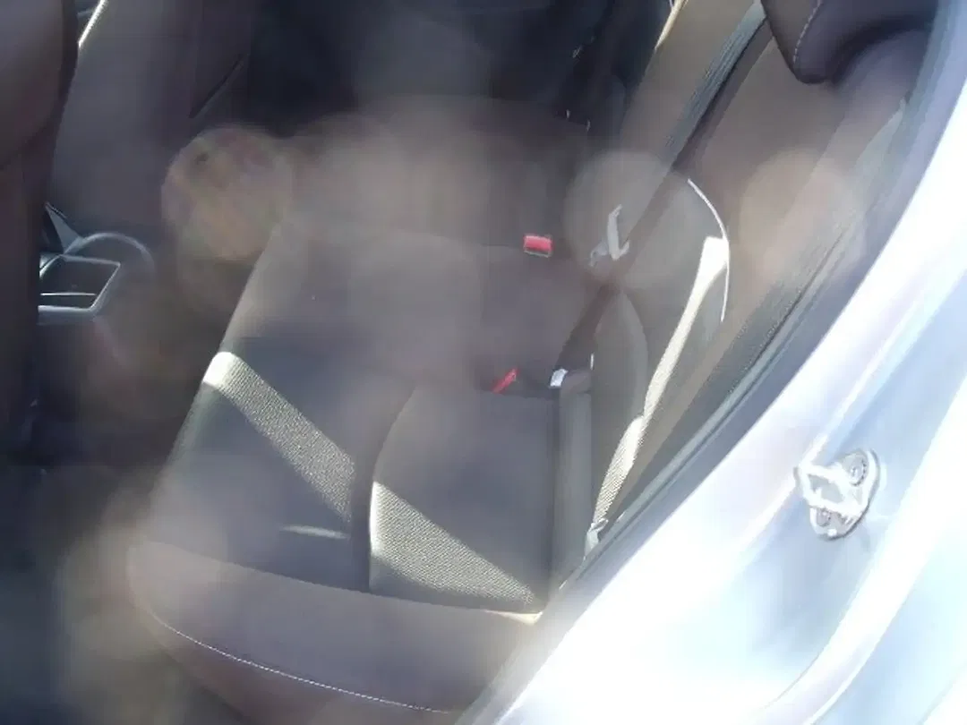 Mazda 2 - Thumbnail 8