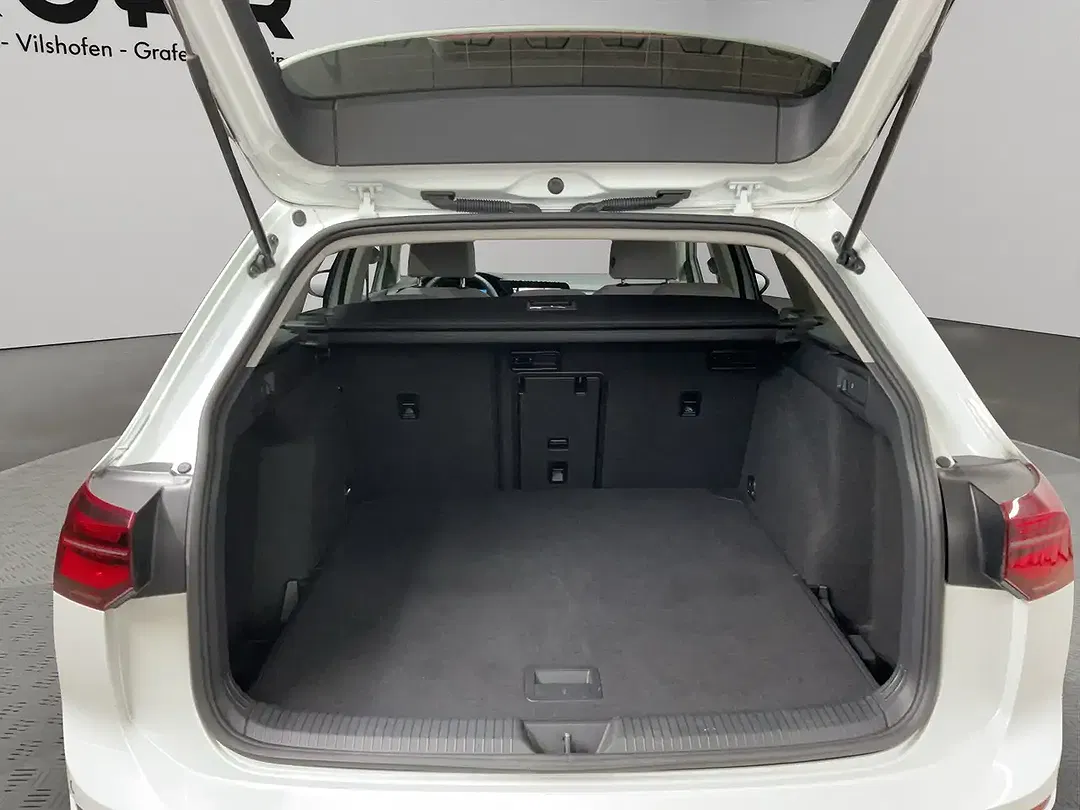 Volkswagen Golf Variant - Thumbnail 8