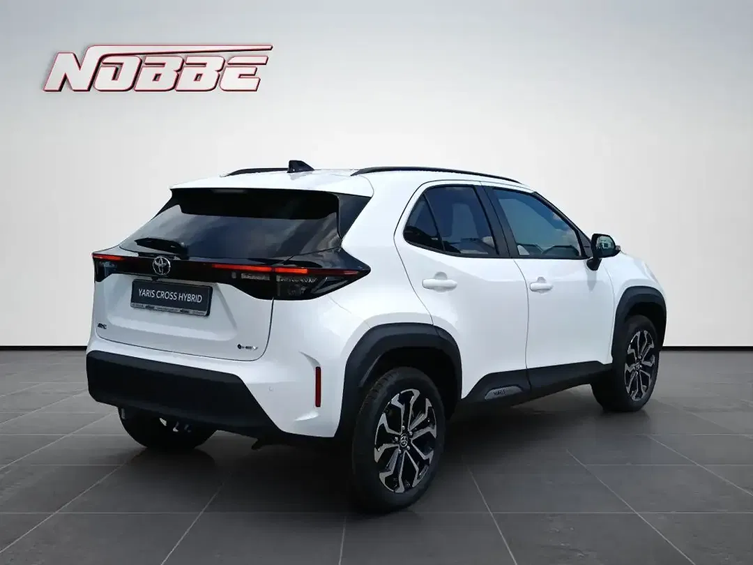 Toyota Yaris Cross - Thumbnail 5