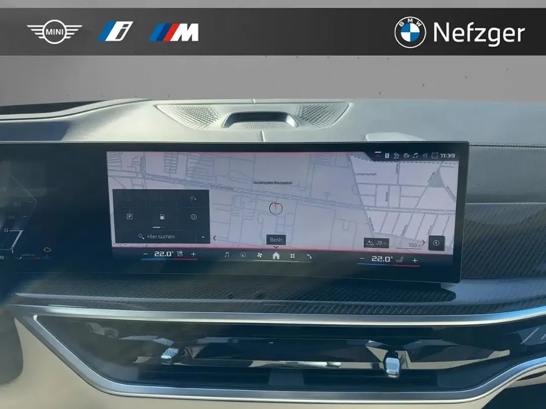 BMW X7 - Thumbnail 11