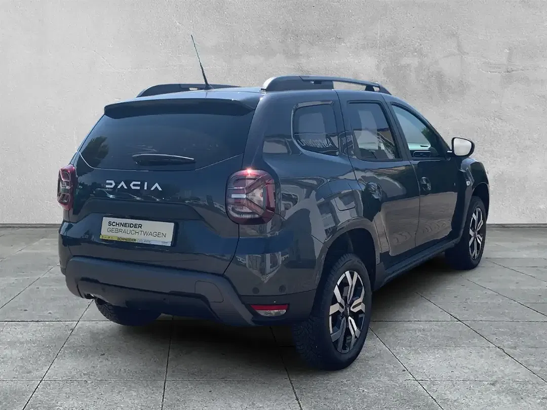 Dacia Duster - Thumbnail 5