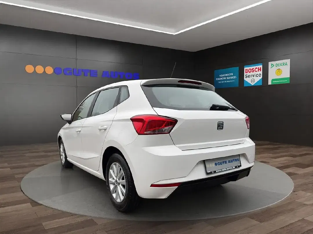SEAT Ibiza - Thumbnail 3