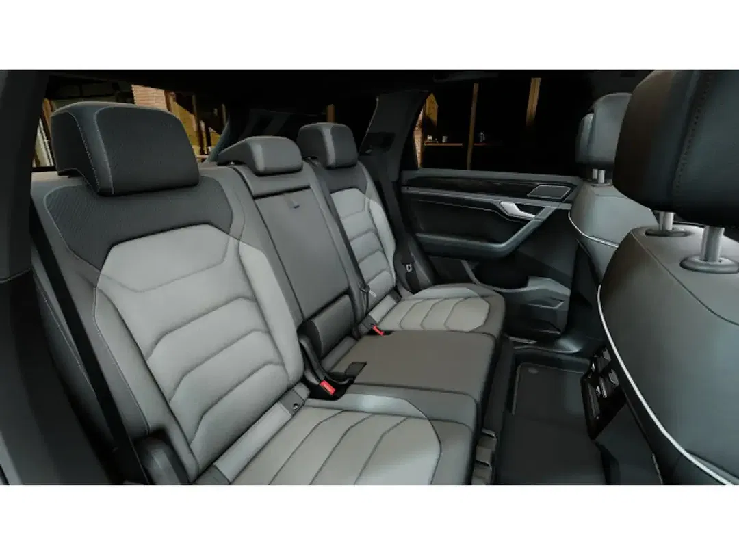 Volkswagen Touareg - Thumbnail 7