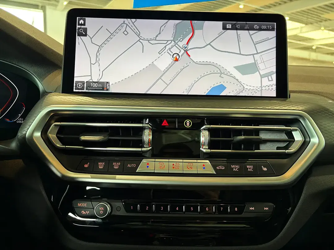 BMW X4 - Thumbnail 15