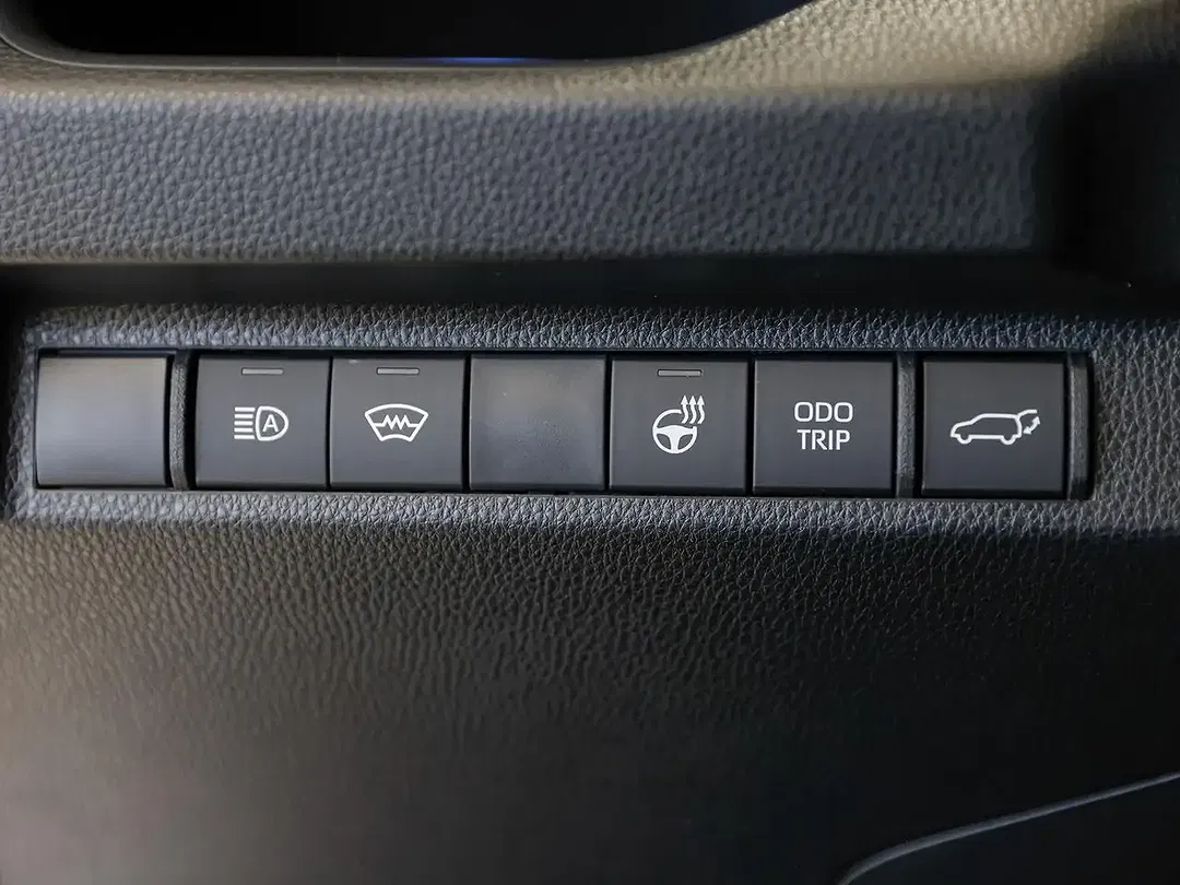 Toyota RAV 4 - Thumbnail 13