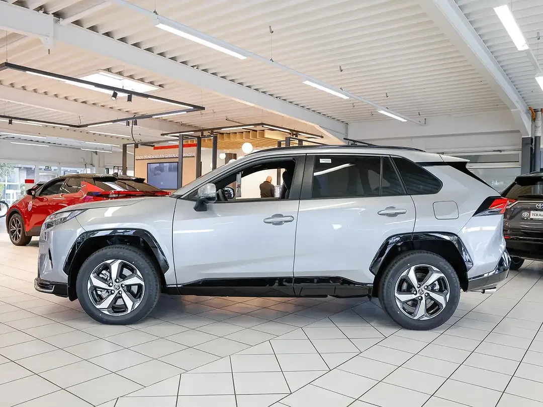 Toyota RAV 4 - Thumbnail 4