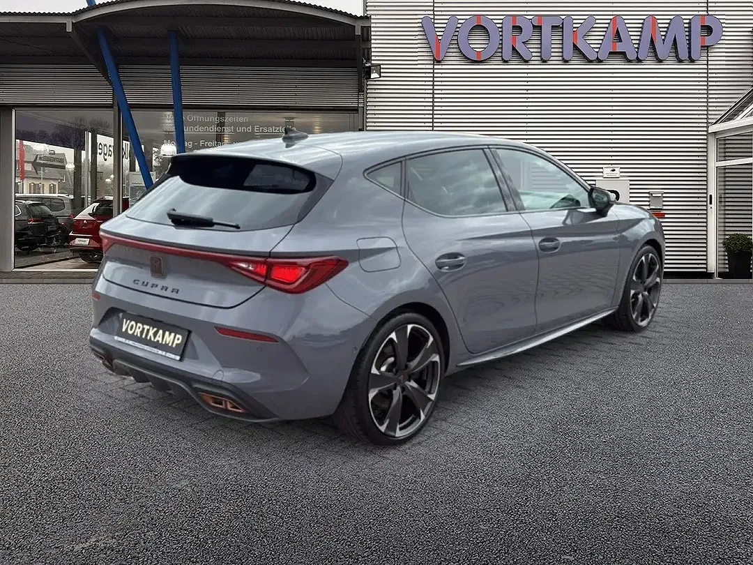 CUPRA Leon - Thumbnail 5