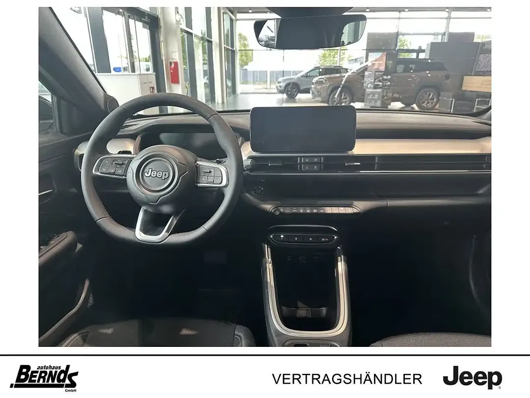 Jeep Avenger - Thumbnail 10