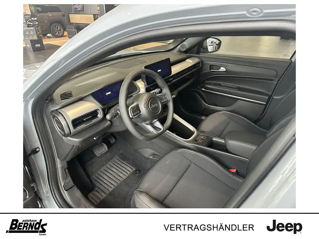 Jeep Avenger - Thumbnail 8